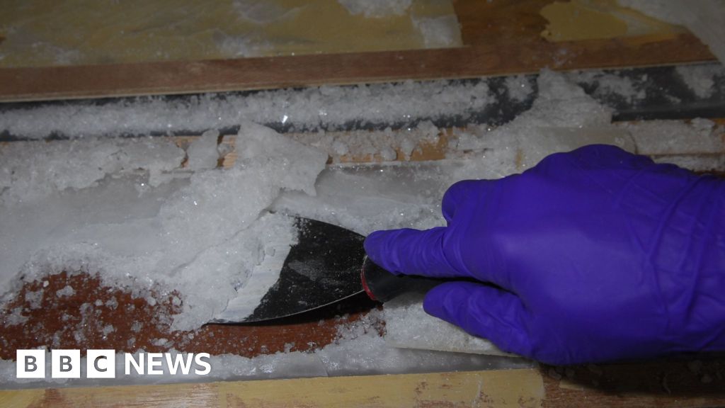 Australia Makes Largest Ever Crystal Meth Seizure Bbc News 