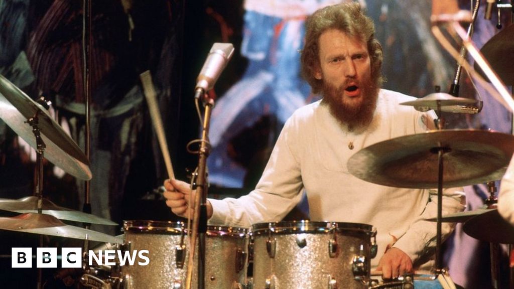 Ginger Baker: Legendary Cream drummer dies aged 80 - BBC News