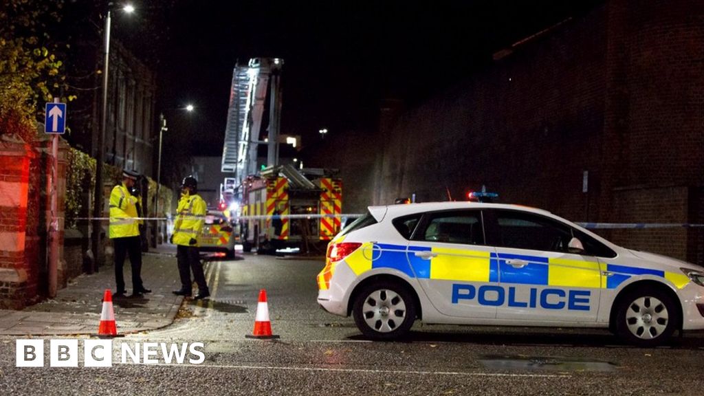 Are prisons more dangerous places? BBC News