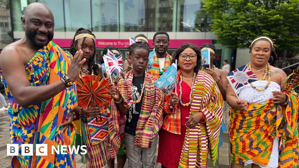 Luton Coronation parade honours town's diversity