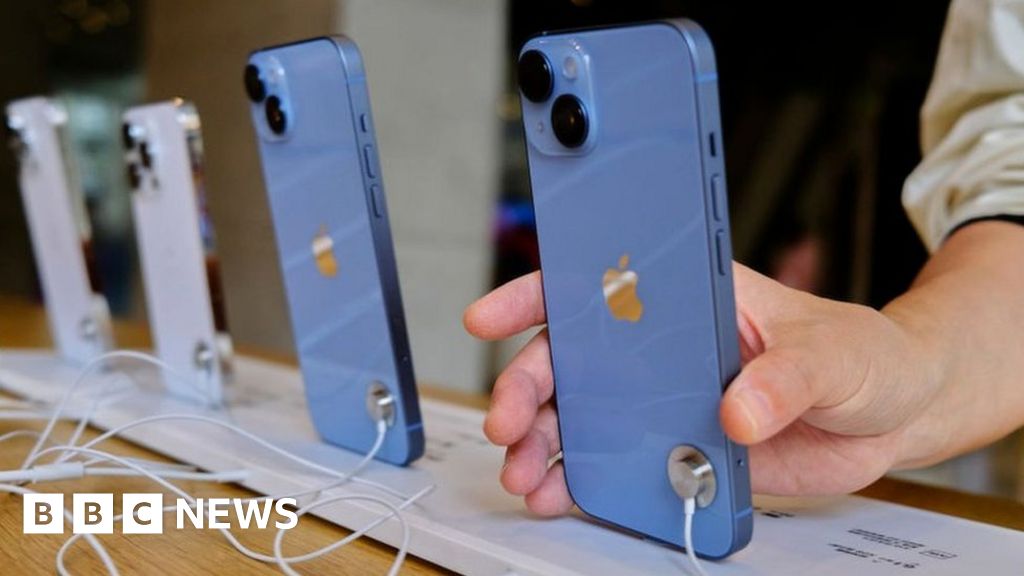 Foxconn: iPhone maker raises wages ahead of new model launch