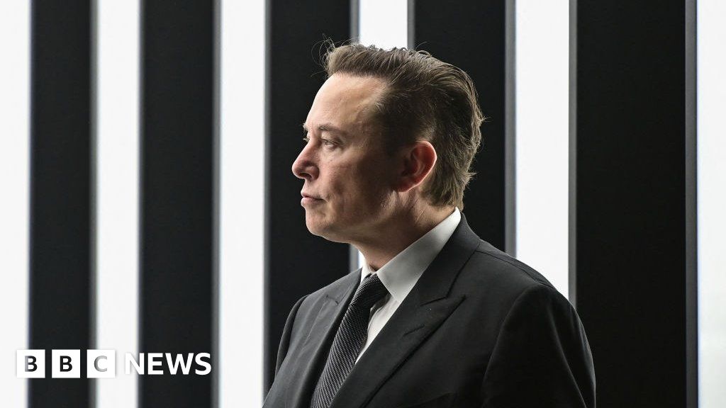 Elon Musk begins trial over Tesla tweet that cost him m