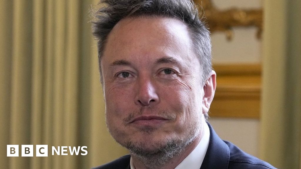 Elon Musk’s Twitter loses second trust and safety chief