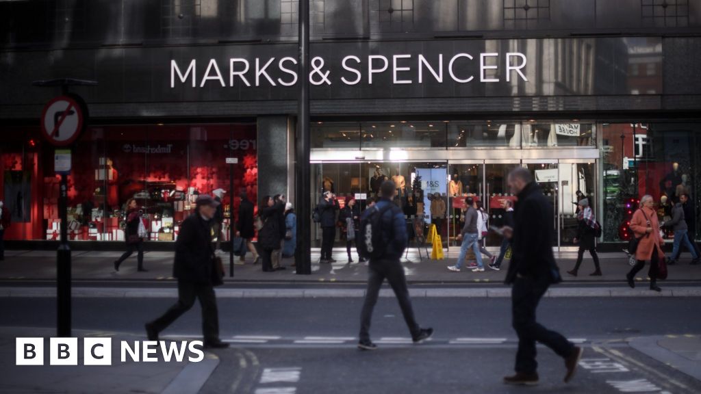 Marks and Spencer clothing and beauty boss resigns BBC News
