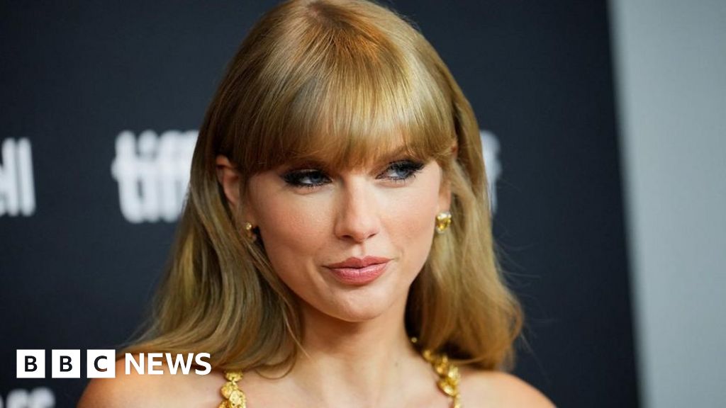 Taylor Swift: ‘Swifties’ sue Ticketmaster over tour sale problems