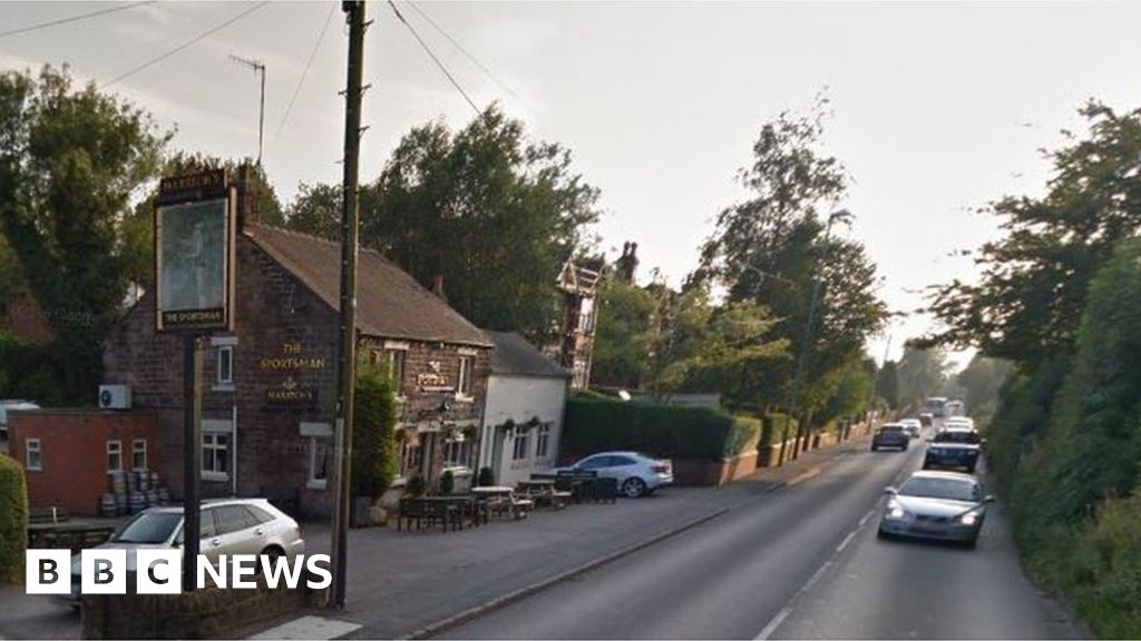 Police Chase Ended In Multi-car Crash In Staffordshire - Bbc News