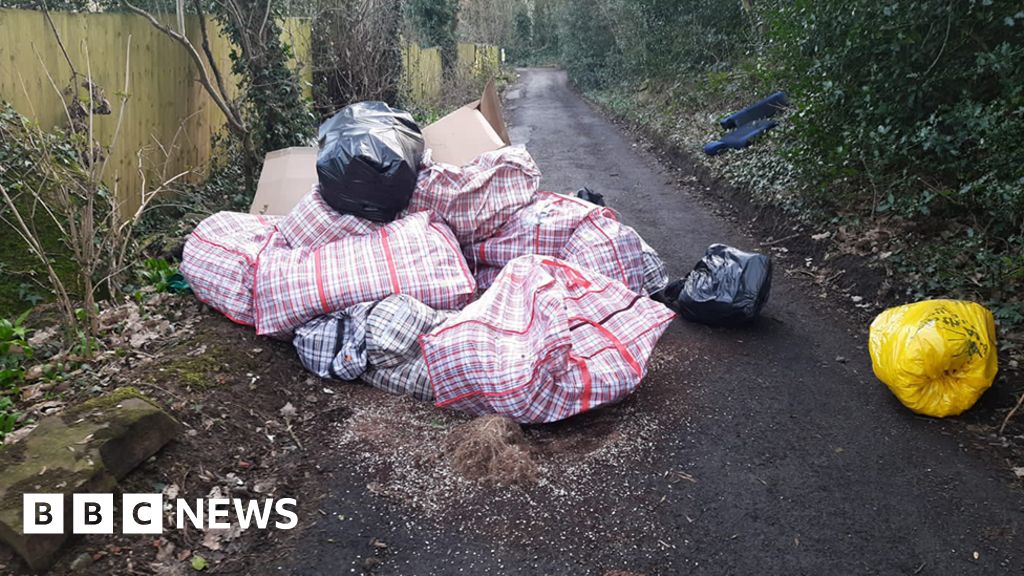 Leeds Residents Call For Fly Tipping Crackdown On Rural Route    130691546 Waste2976 