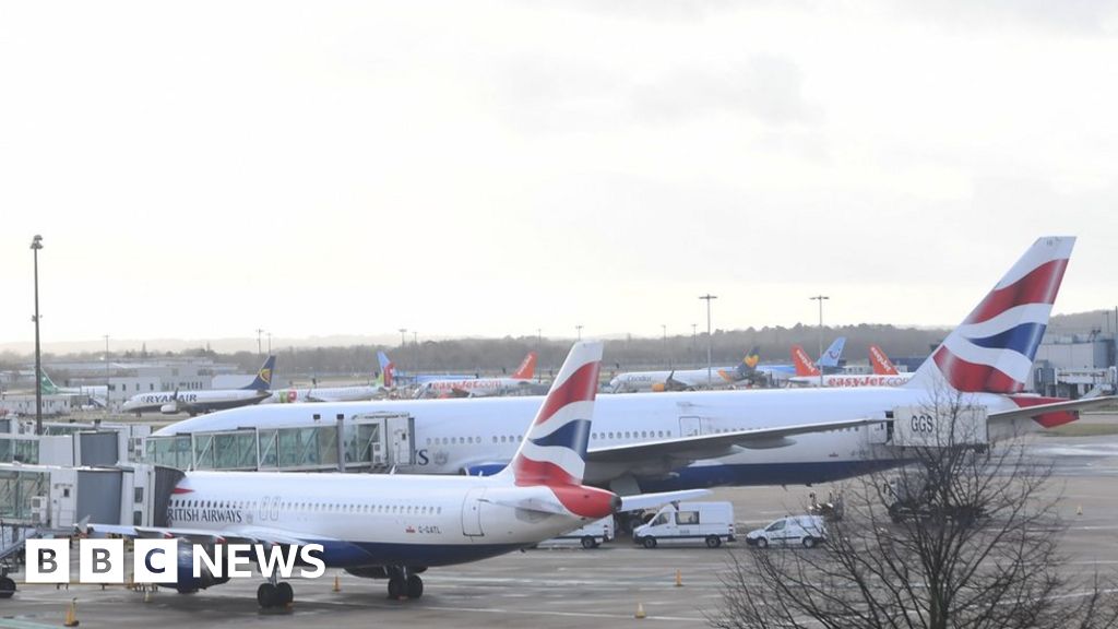 UK flights hit by French air control 'outage'