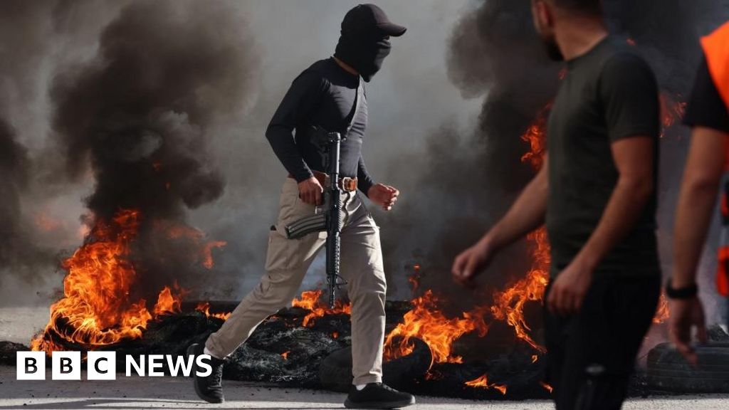 Jenin raid: 14 Palestinians killed in clashes in West Bank city