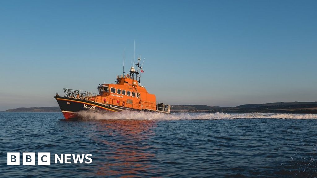Fisherman dies after being pulled from sea near Torness