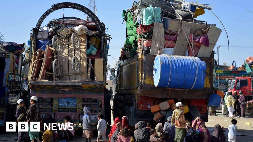 Pakistan verlangt von Flüchtlingen 830 US-Dollar für die Ausreise