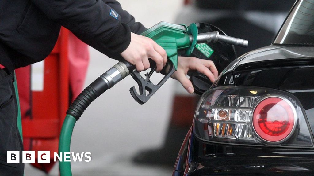 Greener petrol at UK pumps to target emissions
