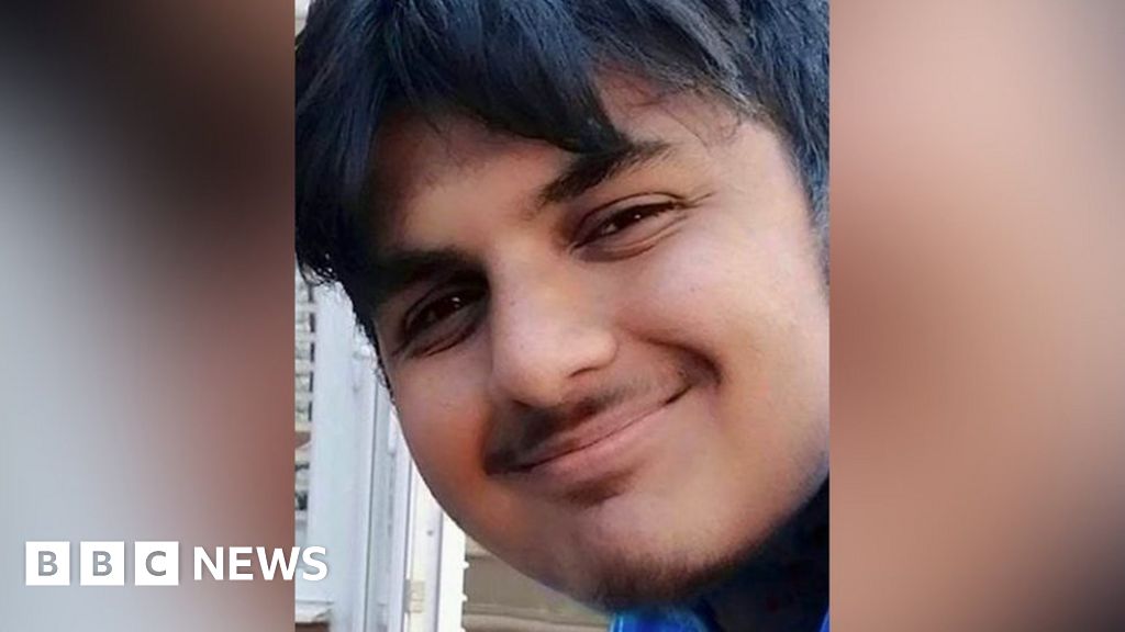Ronan Kanda: Teens sentenced for boy’s mistaken identity murder