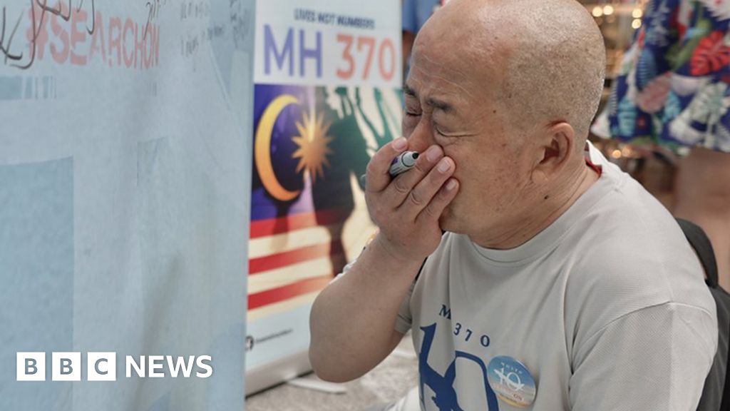 MH370: Семействата, преследвани от една от най-големите мистерии на авиацията