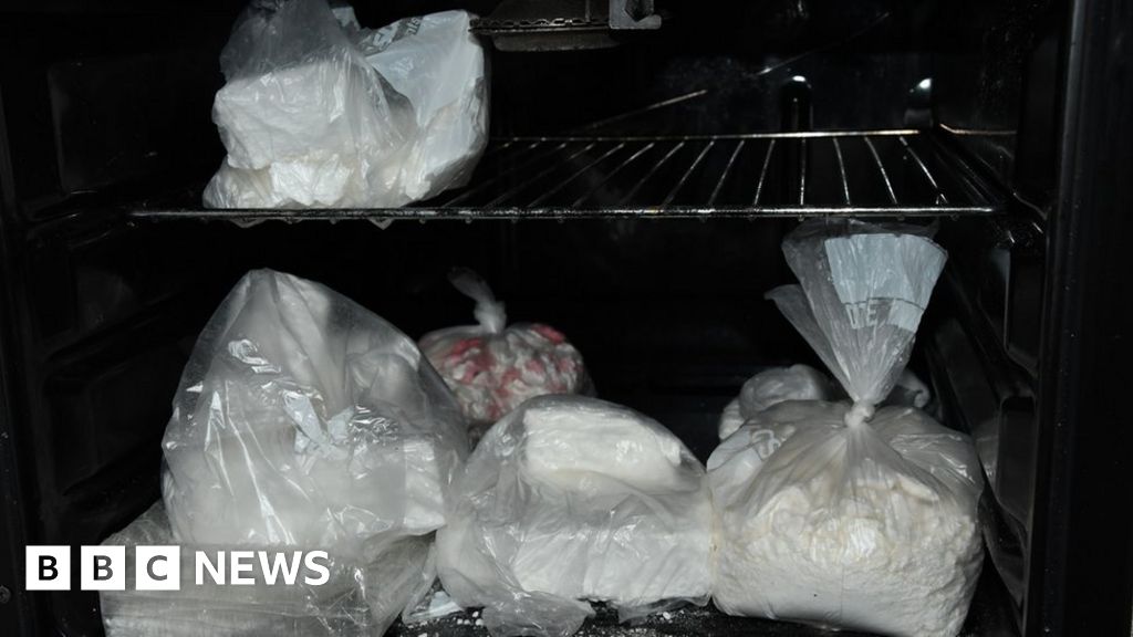 Derby drugs in oven dealer jailed for 24 years