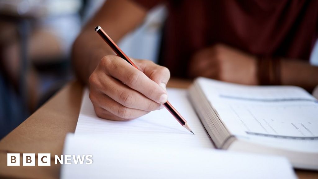 \u0027second-class\u0027 concern over News Teaching National - BBC union 4 Teaching over \u0027second-class\u0027 concern - union 4 News BBC National