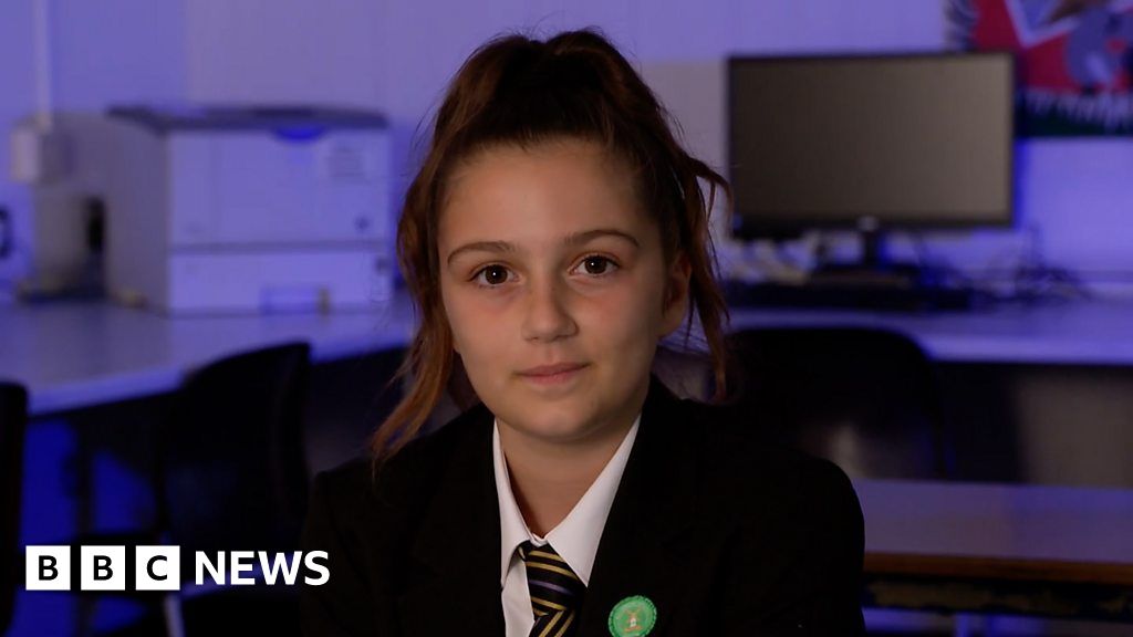 Anxiety App Helped Me At My New School Says Essex Pupil Bbc News 