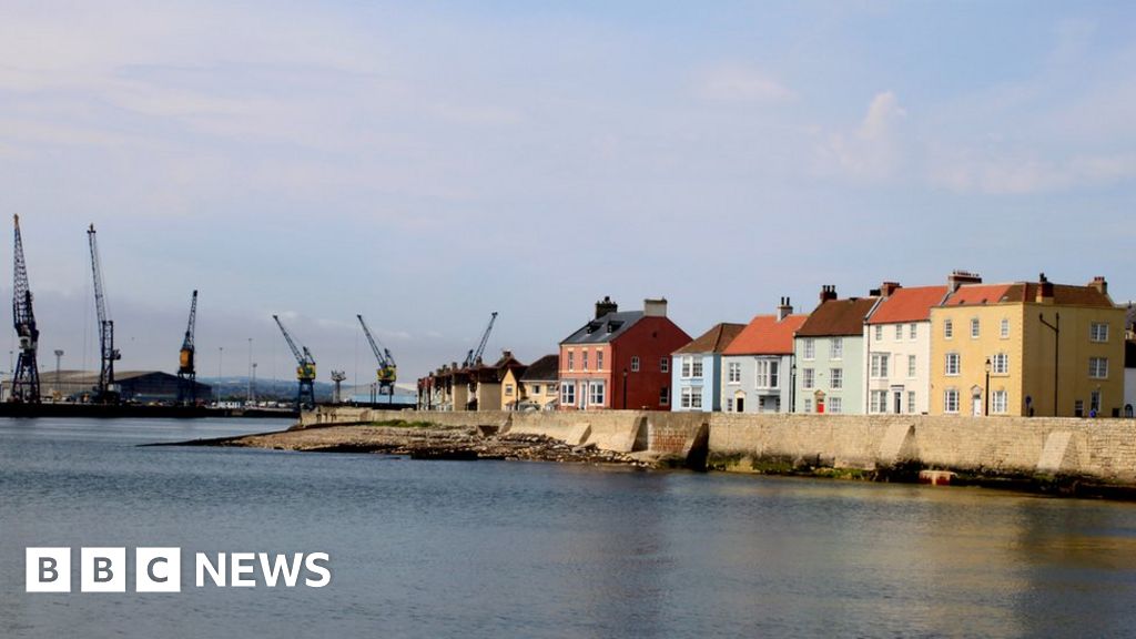 Middlesbrough and Hartlepool: Government hails boost for towns