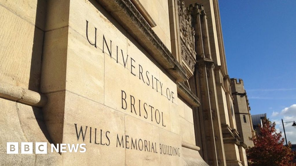 Bristol University declares 'climate emergency'
