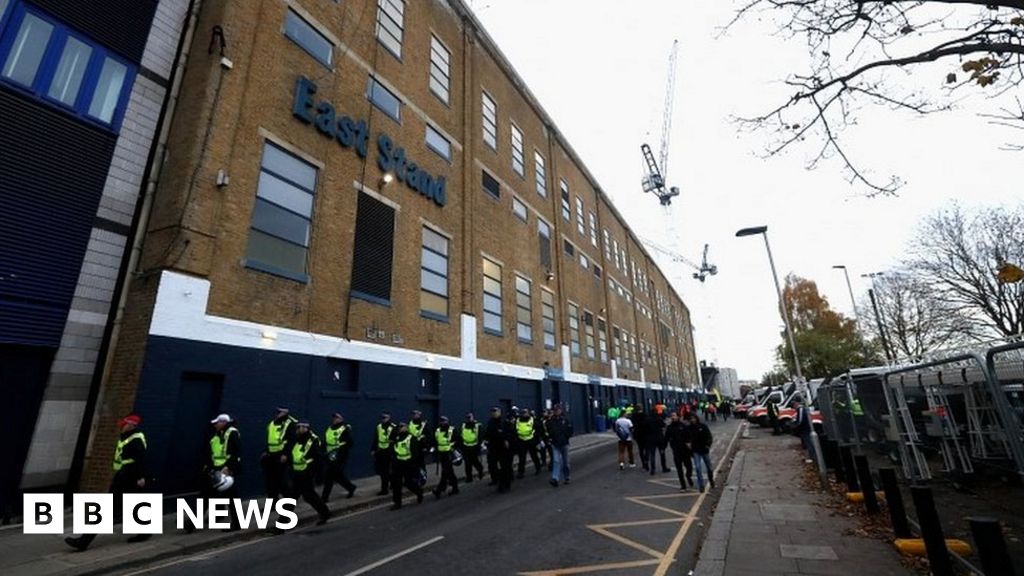 Policing football matches in London costs Met £6.7m BBC News