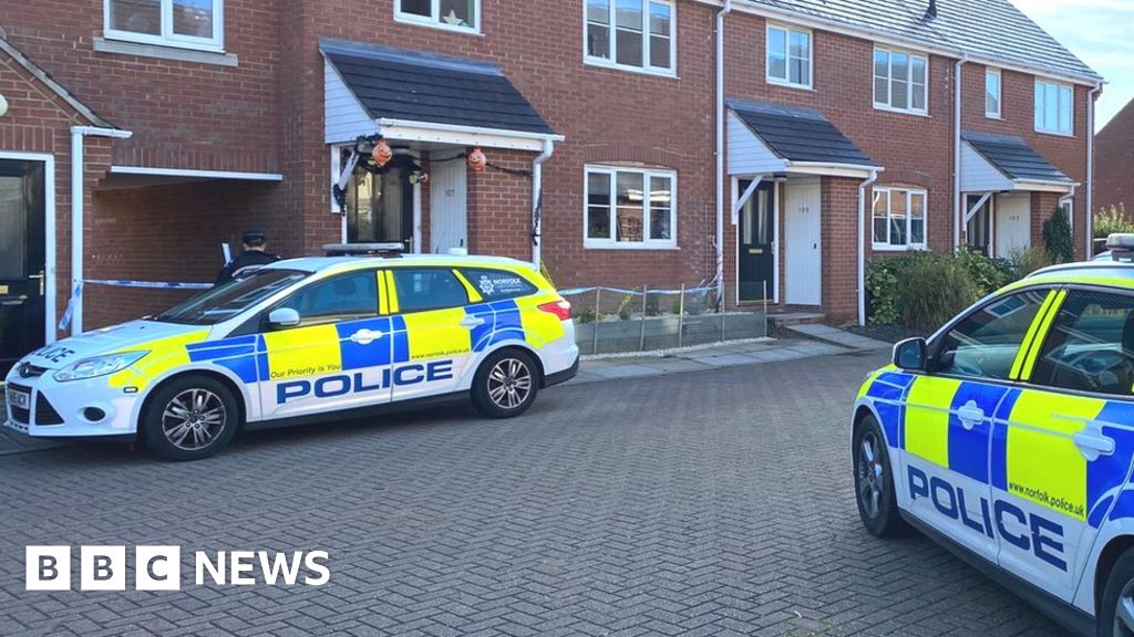 Two men in critical condition after four stabbed in Norwich BBC News