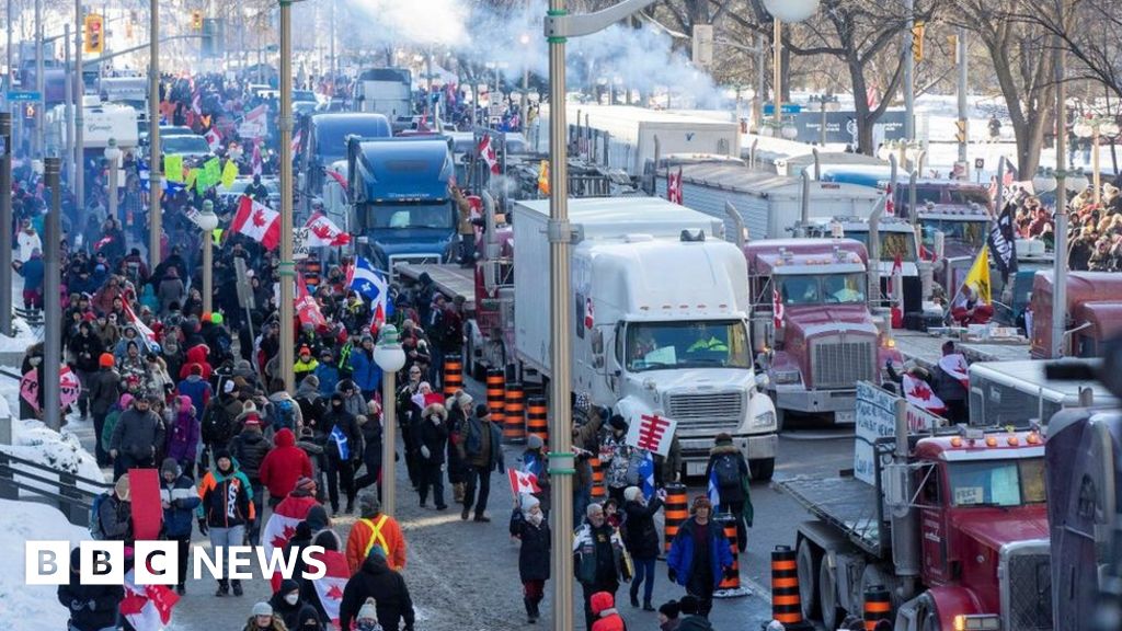 Freedom Convoy: Blockade at Alberta border crossing 'unlawful'