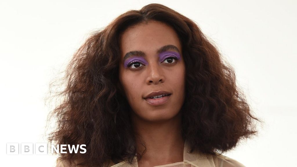 Solange Knowles hits back over 'racist' abuse at gig BBC News(00)