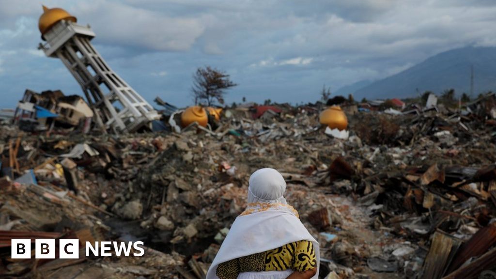 Indonesia Tsunami Search For Victims To End Though Hundreds