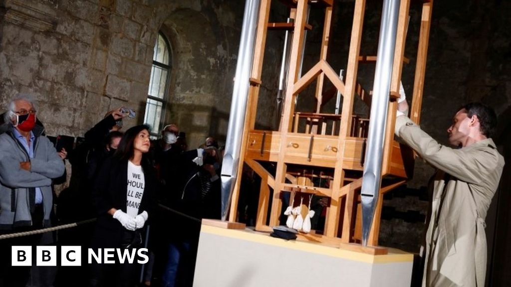 John Cage: Music changes chord for first time in seven years - BBC News