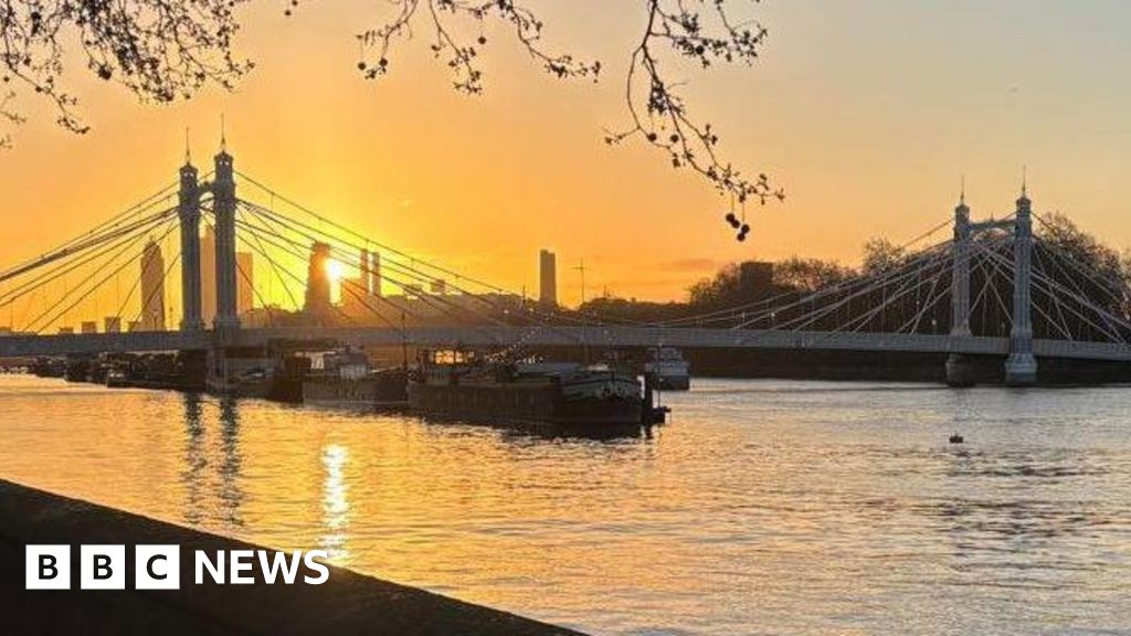 With Albert Bridge now shut for a year, what is going on with London's crossings?