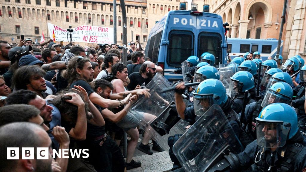 Dozens hurt in Bologna after man dies while being restrained by police