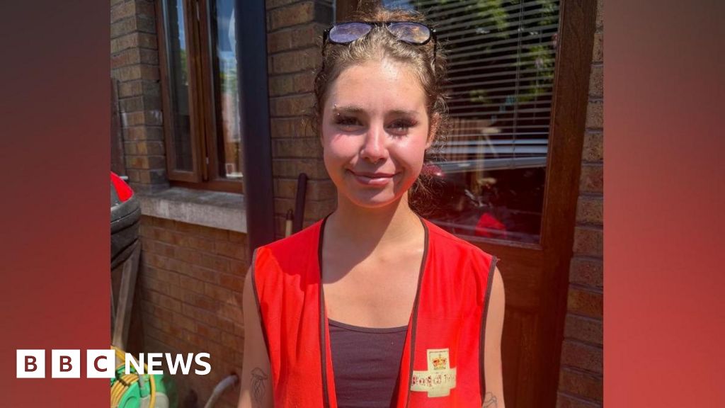 'I've been offered a dip in the paddling pool': Working in a heatwave