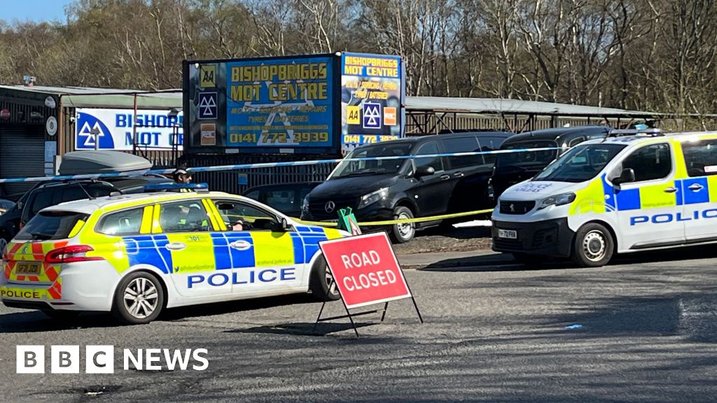 Men jailed for firebomb attacks during gangland feud