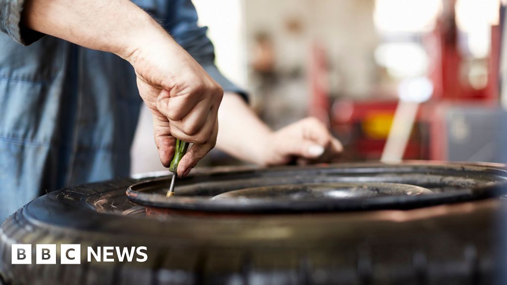 UK tightens tyre exports after India burning report