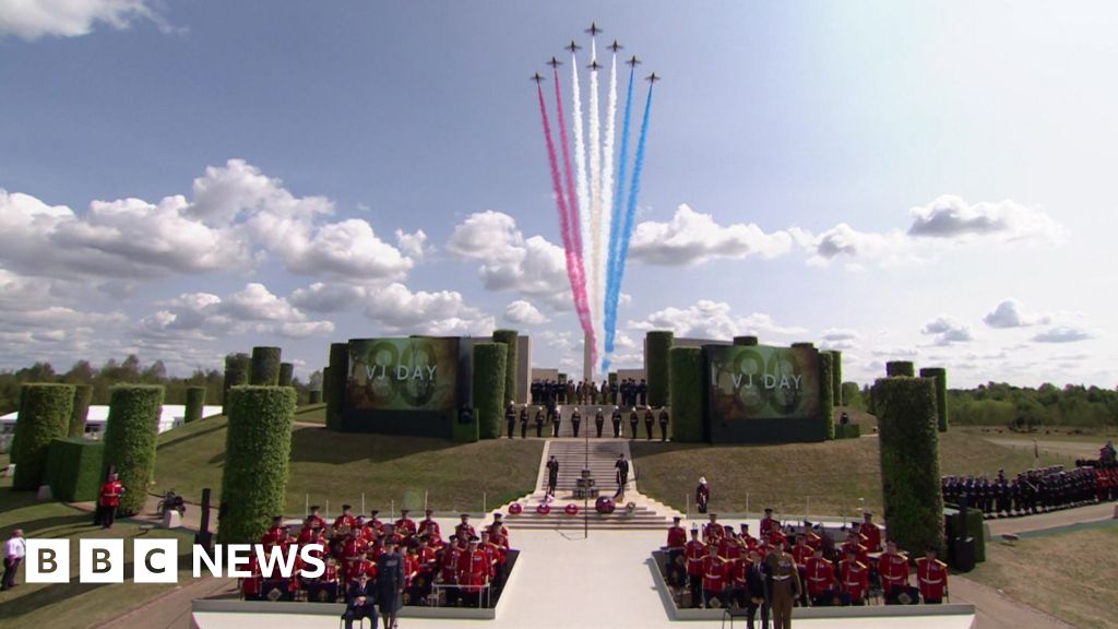 Watch: Royals and veterans mark VJ Day 80 years on