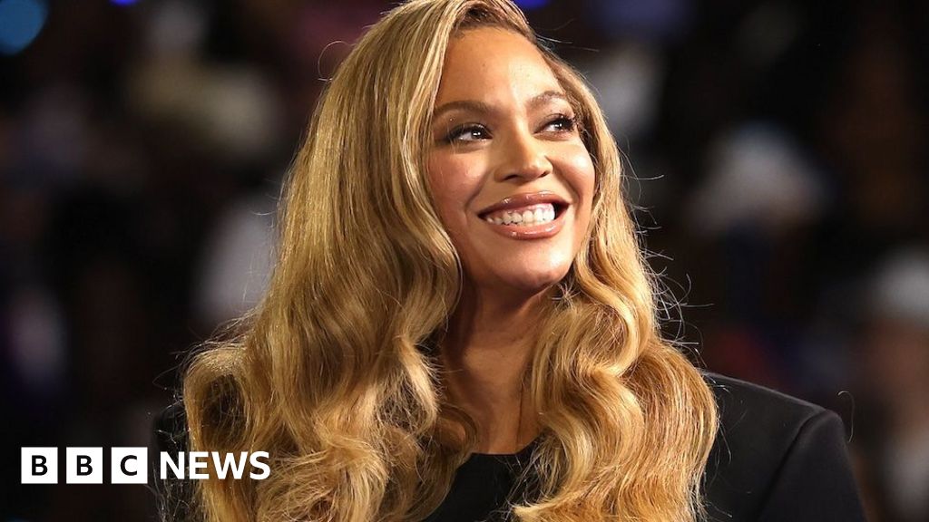 Quiz of the week: How did Beyoncé make music history? - BBC News