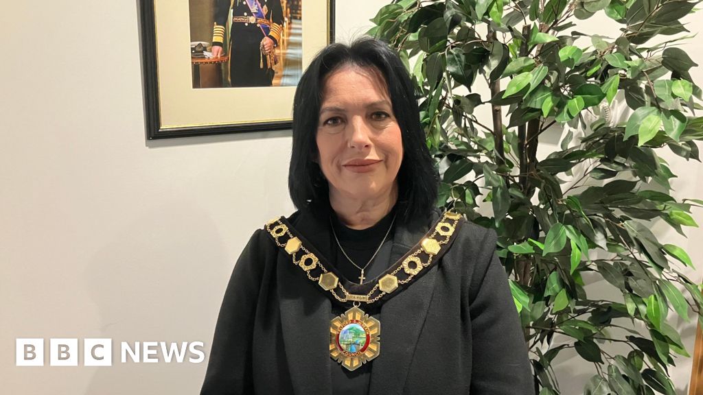 Telford mayor complains of abuse 'rooted in misogyny'