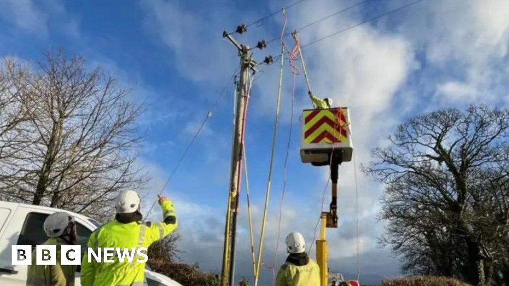 Thousands still without power after Storm Darragh