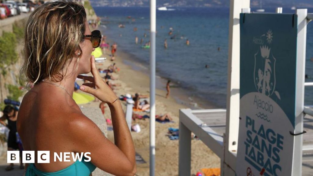 France to ban smoking on beaches, parks and near schools