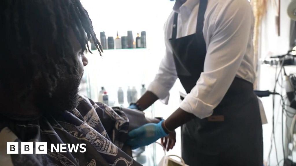 Barbers trained to take blood pressure to fight health inequality