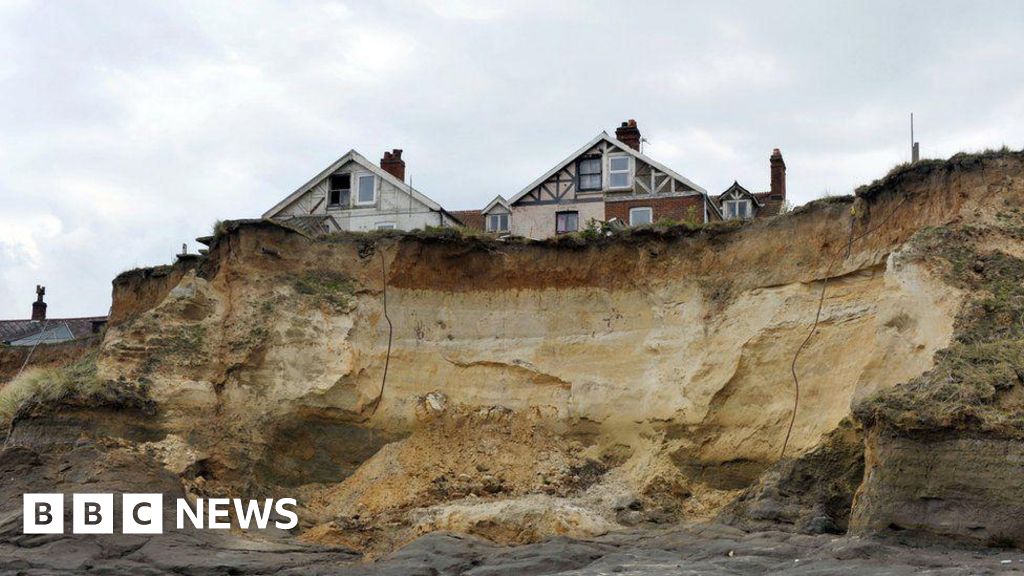 Homes to be built by Norfolk coast as 'no immediate' erosion risk 