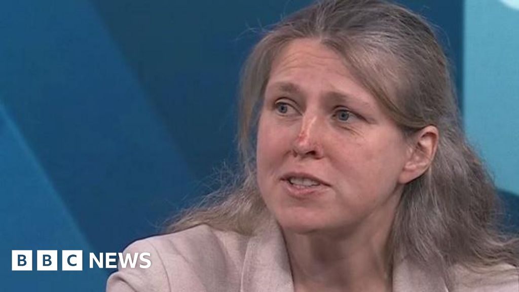 Labour MPs urge government to change course after Reform UK's local election gains