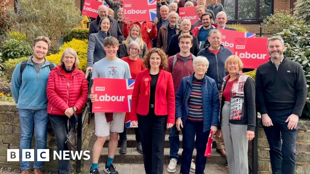 Chester South and Eddisbury: Labour name candidate for seat - BBC News