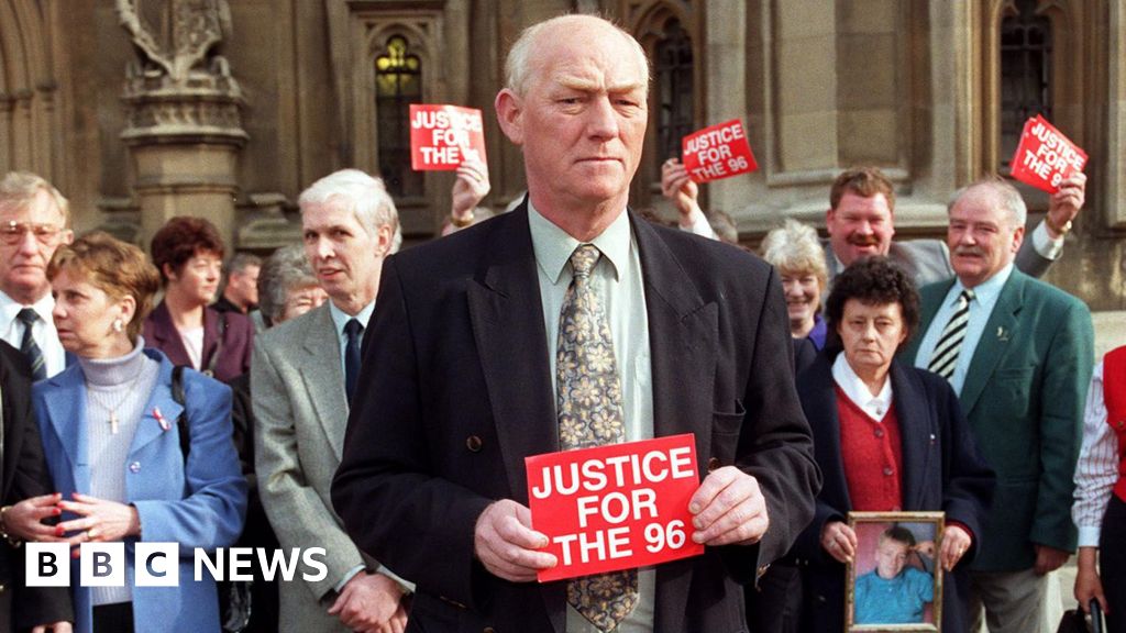 Hillsborough campaigner Phil Hammond dies at 67