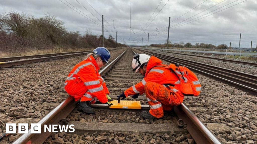 Weekend rail disruption for signal upgrade works