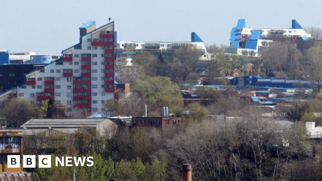 Campaigners to get refund after energy bill row