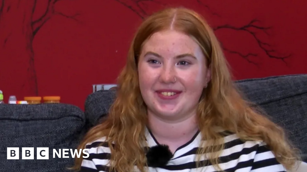 Cornwall teenager completes crossChannel swim in 15 hours