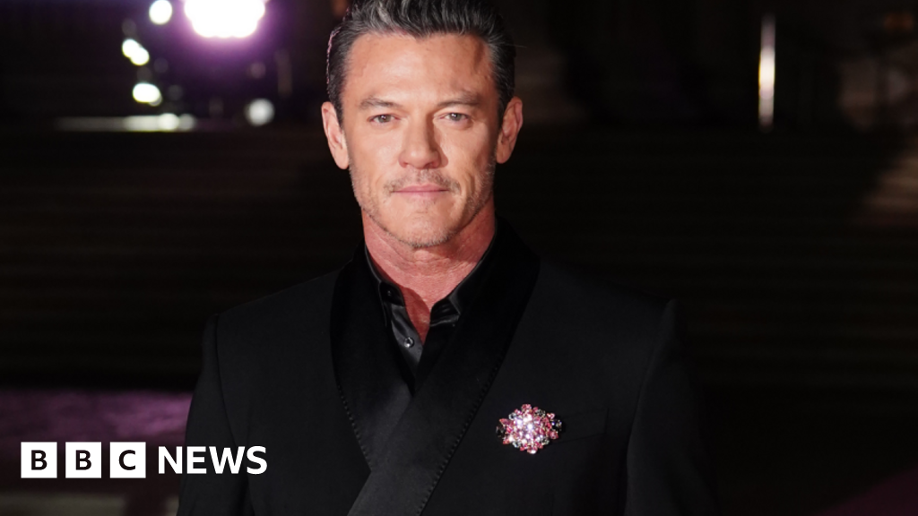 bbc.co.uk - Beth Alaw Williams - Luke Evans spotted filming new ITV drama The Party in Wales