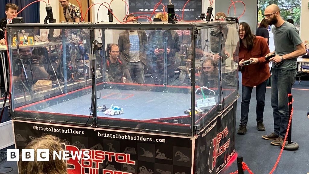 Tiny robots battle in Bristol Beetleweight robot combat event