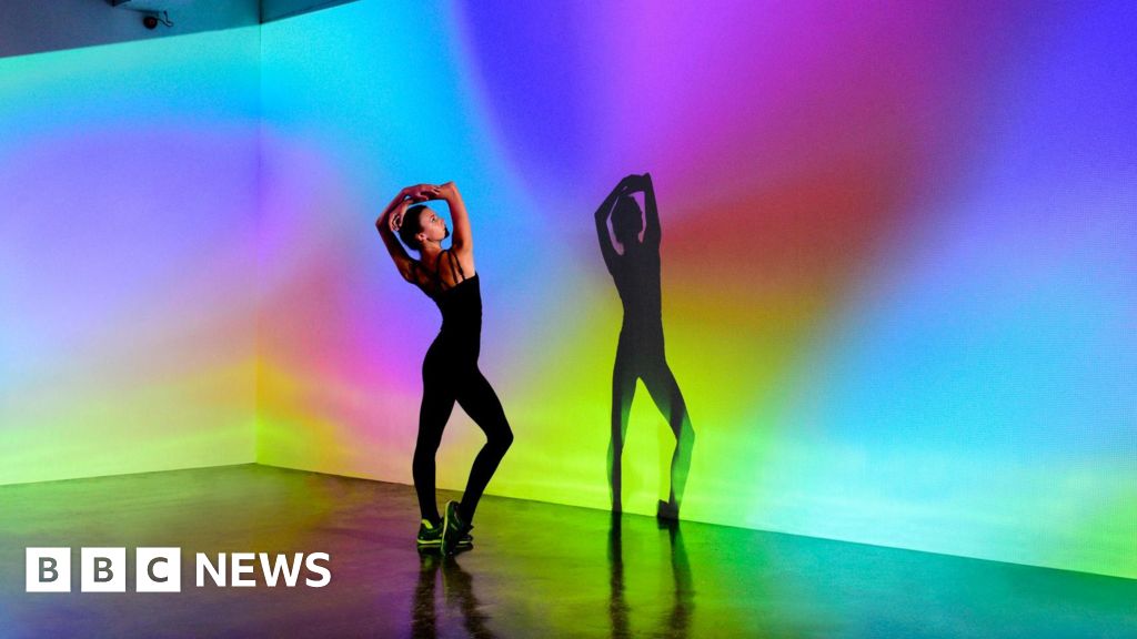 Creative Scotland 'should take risks and be more ambitious' - review